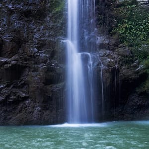 hawaii waterfall