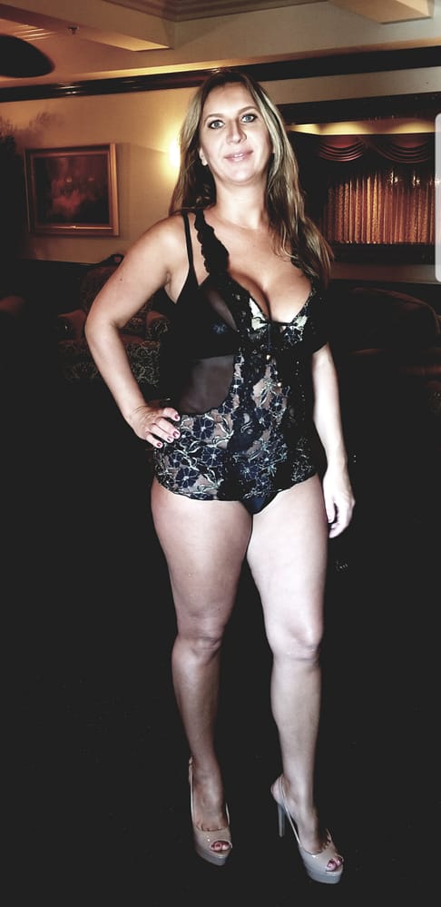 Screenshot_20220407-151653_Gallery hooker