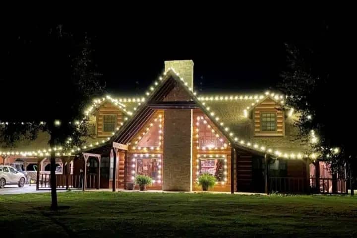 Christmas-Lighting-near-me-Coppell-TX-12jpg