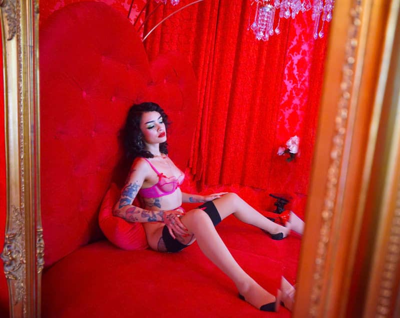 30E463FC-7214-48DF-9FFD-4EA6AE87852D | Alien Cathouse prostitutes las vegas