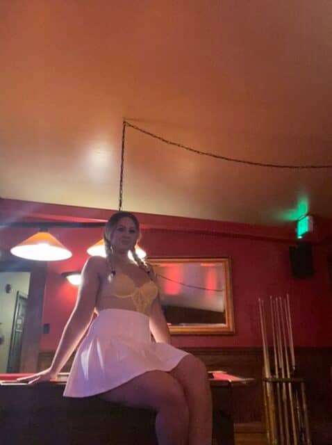 1B697C18-EDA0-4CCF-8BBE-219C0515CD51 | Alien Cathouse prositute